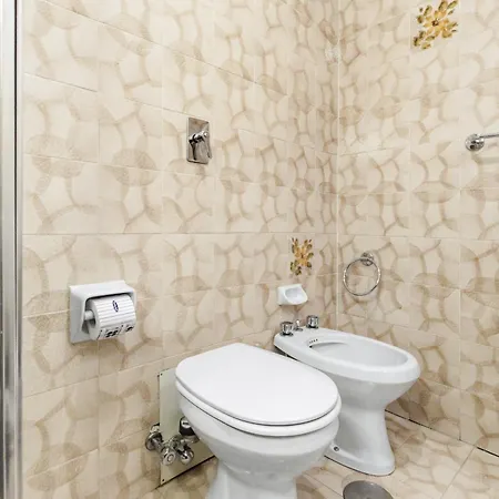 Hostdomus - Perla Grigia Apartamento Sestriere